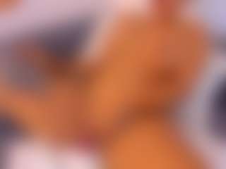 Live cam show with Hanna Cupper - Oil on Camsoda