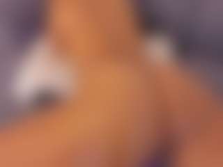 Live cam show with Hanna Cupper - Bedroom Latina on Camsoda | colombia