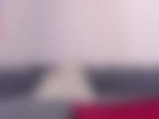 Live cam show with Hanna Cupper - Tongue on Camsoda