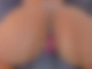 Hanna Cupper's Live Sex Cam Show