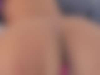 Live cam show with Hanna Cupper - BBW on CamClone