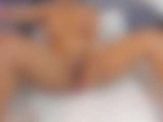 Hanna Cupper's Live Sex Cam Show