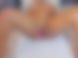Live cam show with Hanna Cupper - Sexwebcam Curvy on infinitiblacc.com