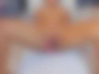 Hanna Cupper's Live Sex Cam Show