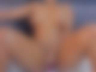 Live cam show with Hanna Cupper - Brown Eyes Curvy on Camsoda