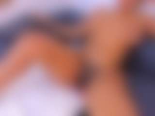 Live cam show with Hanna Cupper - Full Nudity on Fling VIP Chat