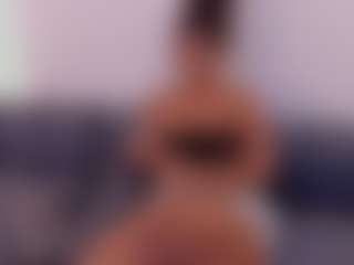 Hanna Cupper's Live Sex Cam Show
