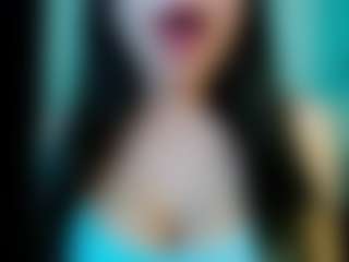 Live cam show with paulinadelatorre - Deepthroat on CamClone