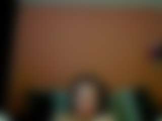 Live cam show with paulinadelatorre - Brown Eyes Brown Hair on CamClone