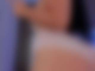 Live cam show with Camila Adams - Brown Eyes Ebony on Free Soda