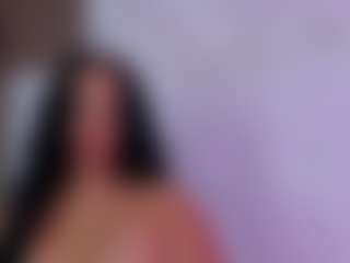 Live cam show with Camila Adams - Tease Curvy on xxxlivecams.org