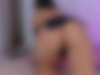 Camila Adams's Live Sex Cam Show