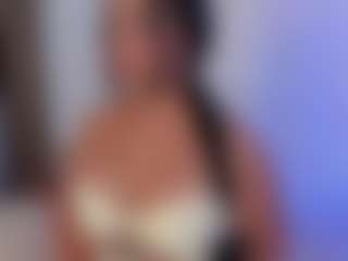 Live cam show with Camila Adams - Teen (18+) on xplaylive.com