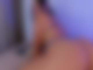 Live cam show with Camila Adams - Young Adult on 1on1-livenow