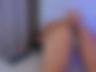 Live cam show with Camila Adams - BBW Teen (18+) on Camsoda