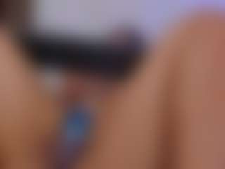 Camila Adams's Live Sex Cam Show