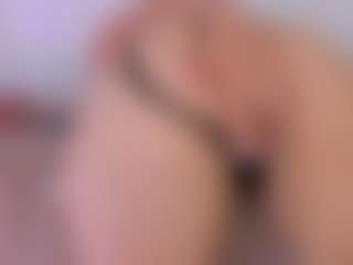 Live cam show with Camila Adams - Ass Clapping on Camsoda