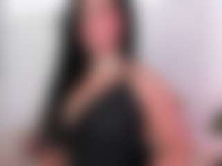Live cam show with Camila Adams - Black Cum on Gym Cam Girls