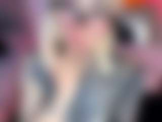 Live cam show with musedreams - Living Room on slutload