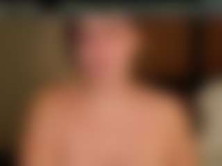 Live cam show with IzzyRaven - Smoking on Dolls Live