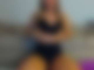 Live cam show with Brianna J - Interracial on Camsoda