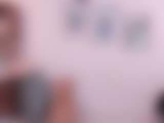 Live cam show with MSS NATALY - Curvy MILF on Camsoda