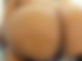 ALISHA IN WHORELAND's Live Sex Cam Show