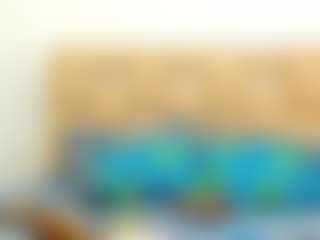 ALISHA IN WHORELAND's Live Sex Cam Show