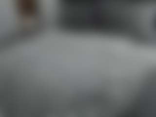 Live cam show with Dyanne18 - Interactivetoy on crypto-cams