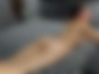 Live cam show with Dyanne18 - Doggy on alttransgirls