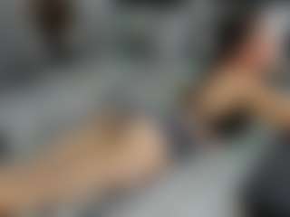 Live cam show with Dyanne18 - Interactivetoy on livesuperchat.net