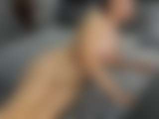 Live cam show with Dyanne18 - Doggy on Camsoda