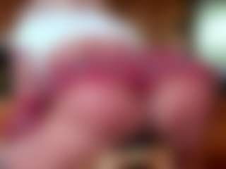 musclemama4u's Live Sex Cam Show
