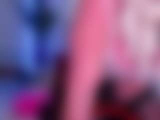 Live cam show with musclemama4u - Athletic on TeamSkeetLive