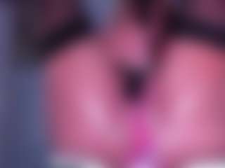 musclemama4u's Live Sex Cam Show