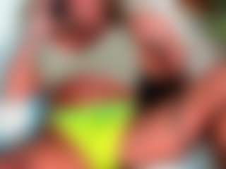 musclemama4u's Live Sex Cam Show