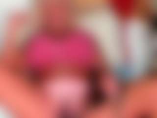musclemama4u's Live Sex Cam Show