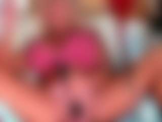 musclemama4u's Live Sex Cam Show