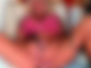 musclemama4u's Live Sex Cam Show
