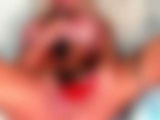 musclemama4u's Live Sex Cam Show