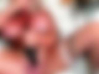 musclemama4u's Live Sex Cam Show