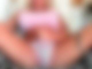 Live cam show with musclemama4u - Blonde Hair Lovense on Camsoda