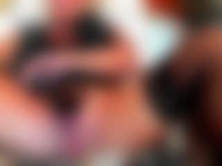 musclemama4u's Live Sex Cam Show