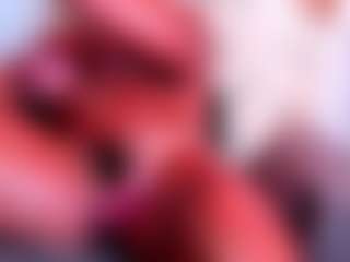 Live cam show with musclemama4u - Blonde Hair Amateur on CamwithHer