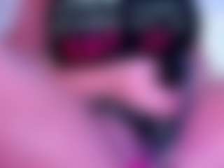 musclemama4u's Live Sex Cam Show