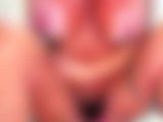 musclemama4u's Live Sex Cam Show