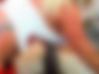 Live cam show with musclemama4u - Tease Big Tits on Camsoda