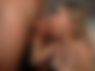 PeachAnna's Live Sex Cam Show