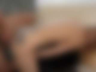 PeachAnna's Live Sex Cam Show