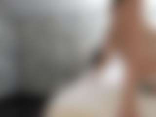 PeachAnna's Live Sex Cam Show